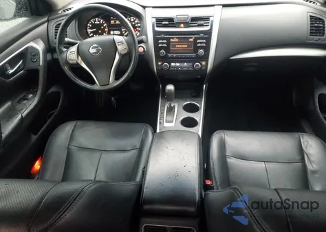2015 Nissan Altima 2.5 z USA, uszkodzony, nr VIN 1N4AL3AP5FC238500